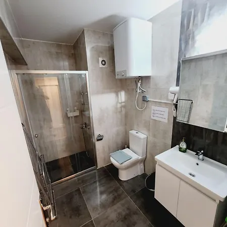 Apartman Park - Zagidas Trikomo
