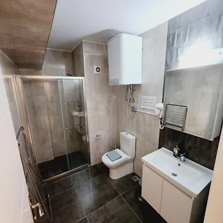 Appartement Park - Zagidas Trikomo